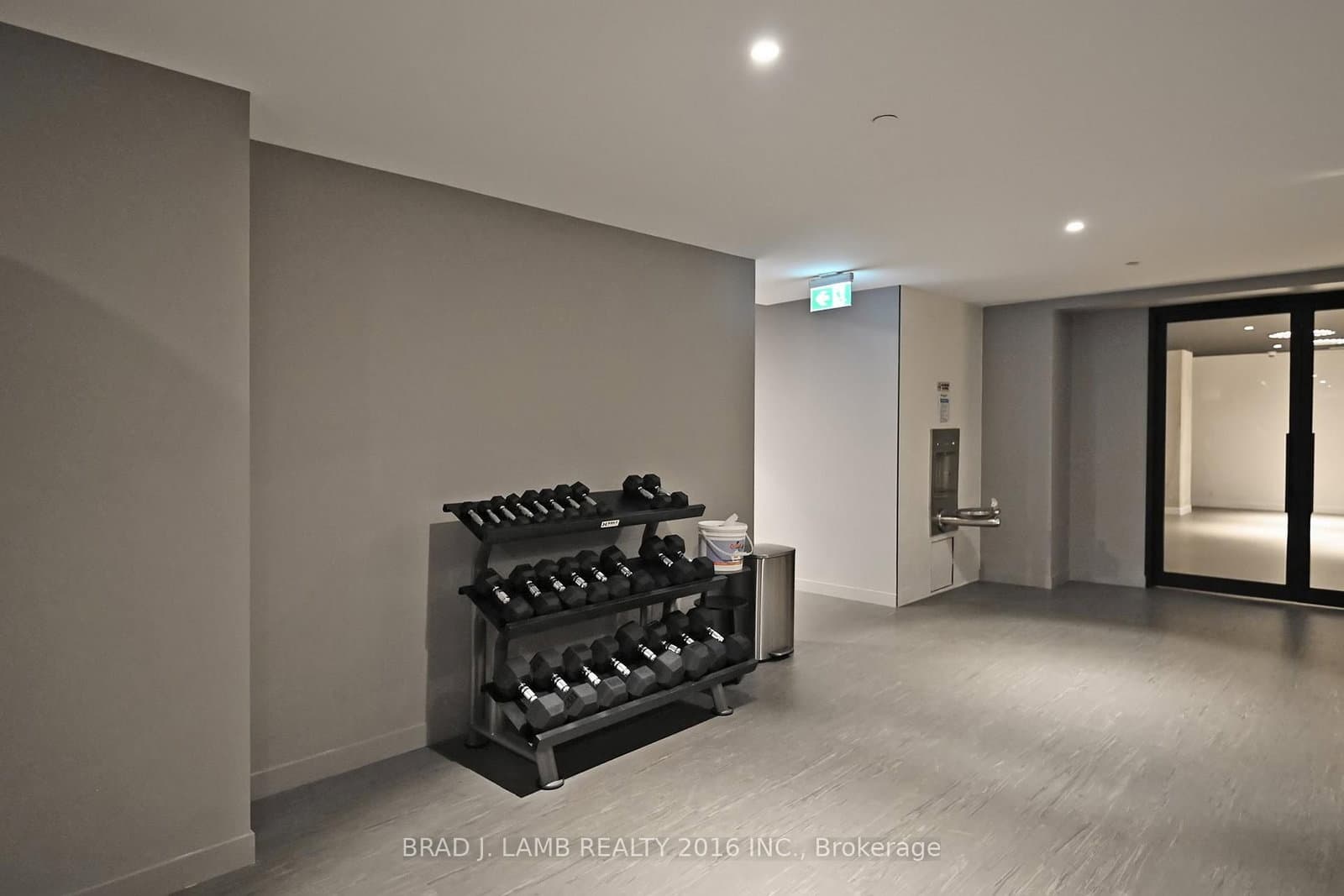 195 McCaul Street, Unit 1011 thumbnail 33