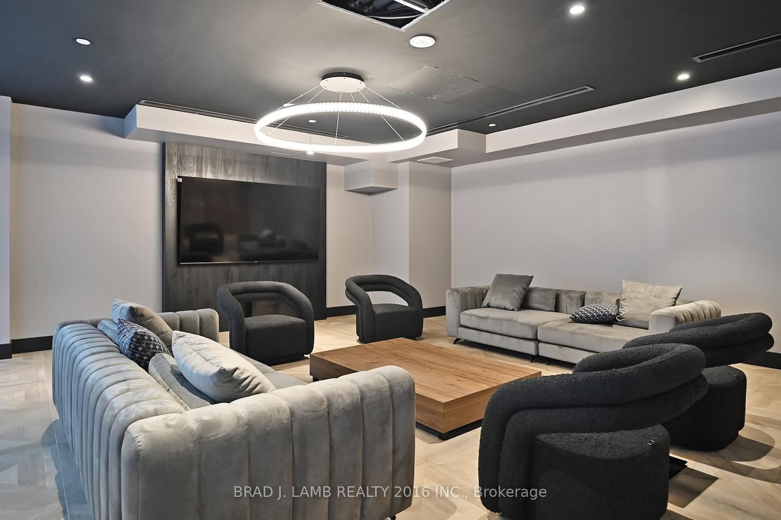 195 McCaul Street, Unit 1011 thumbnail 43