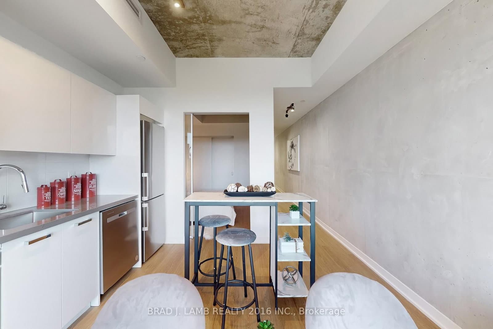 195 McCaul Street, Unit 705 thumbnail 13