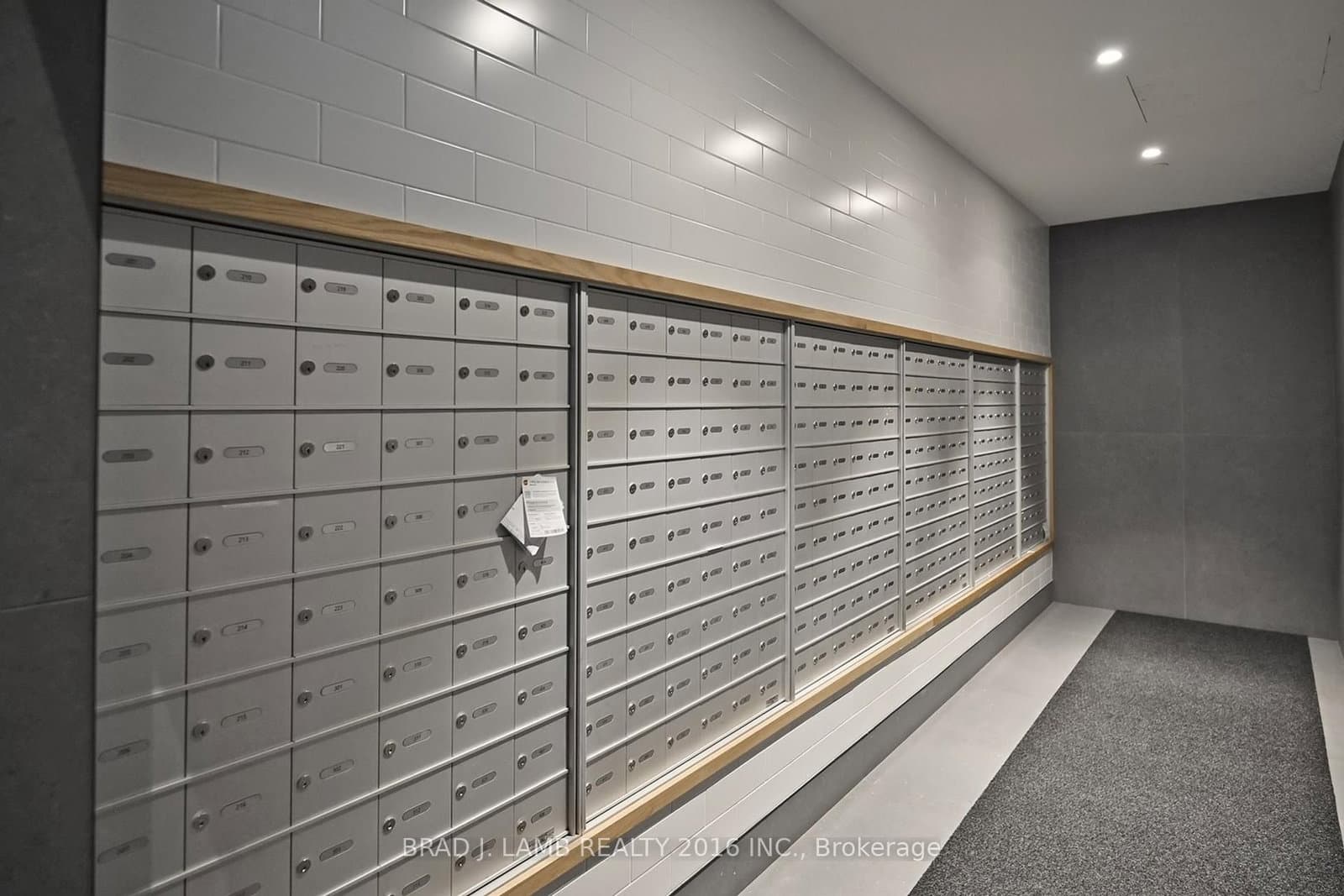 195 McCaul Street, Unit 705 thumbnail 44