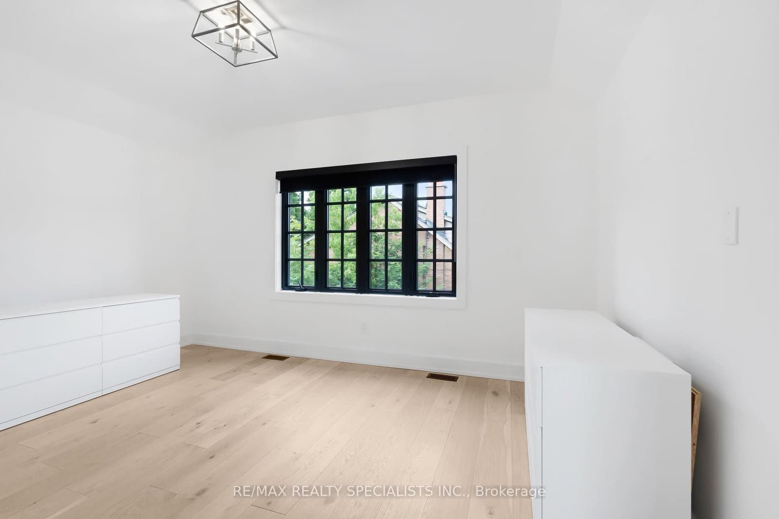 997 Mount Pleasant Road thumbnail 22
