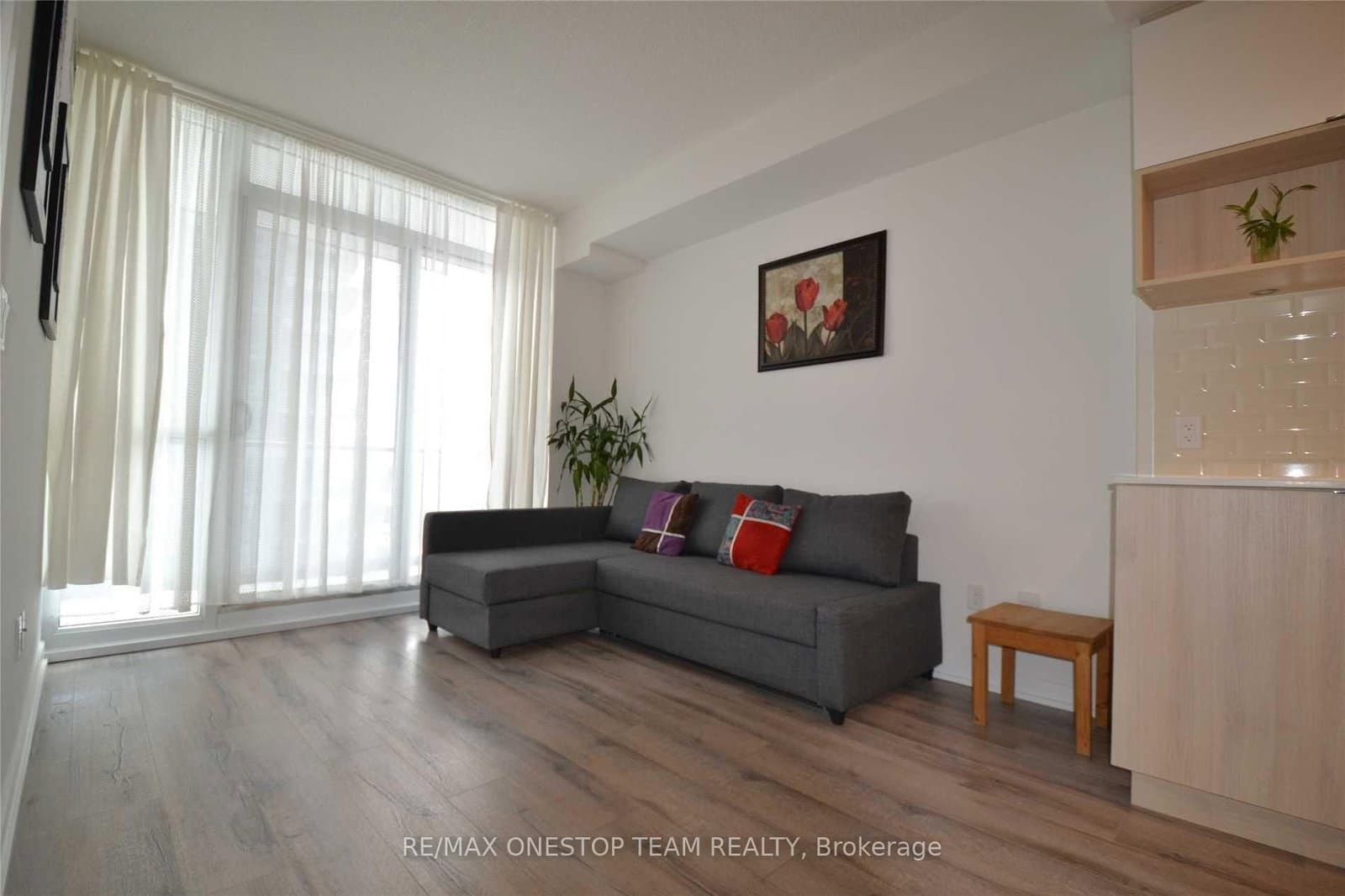 52 Forest Manor Road, Unit 707 thumbnail 4