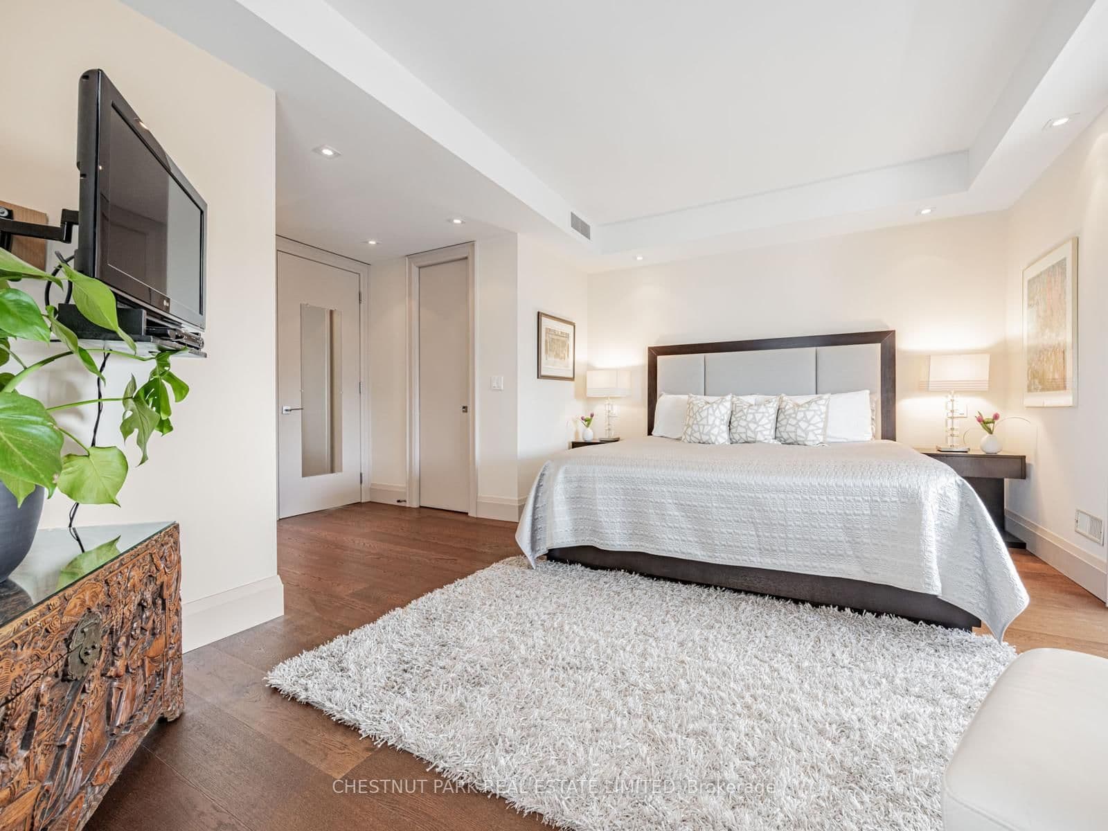423 Avenue Road, Unit 8 thumbnail 19