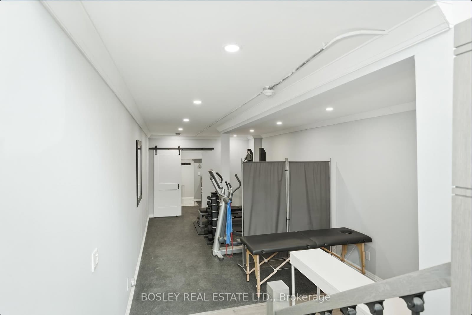 179 Queen Street E thumbnail 13