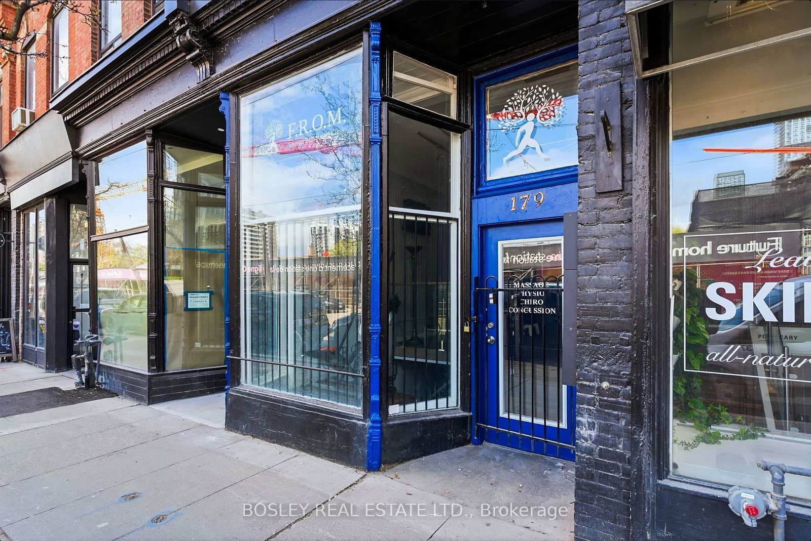 179 Queen Street E thumbnail 3