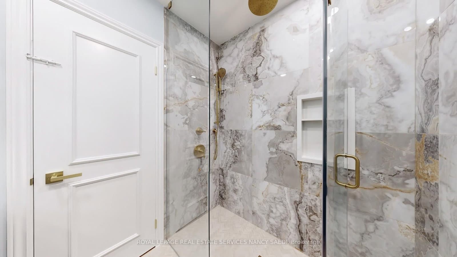 21 Forest Heights Boulevard thumbnail 45