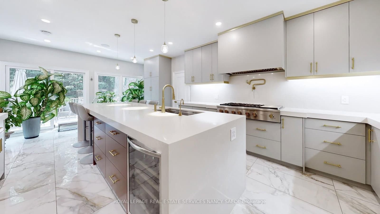 21 Forest Heights Boulevard thumbnail 8