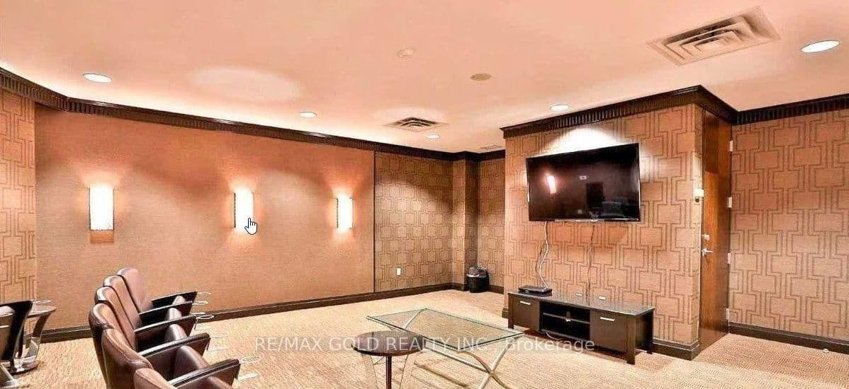 1 Rean Drive, Unit 702 thumbnail 14