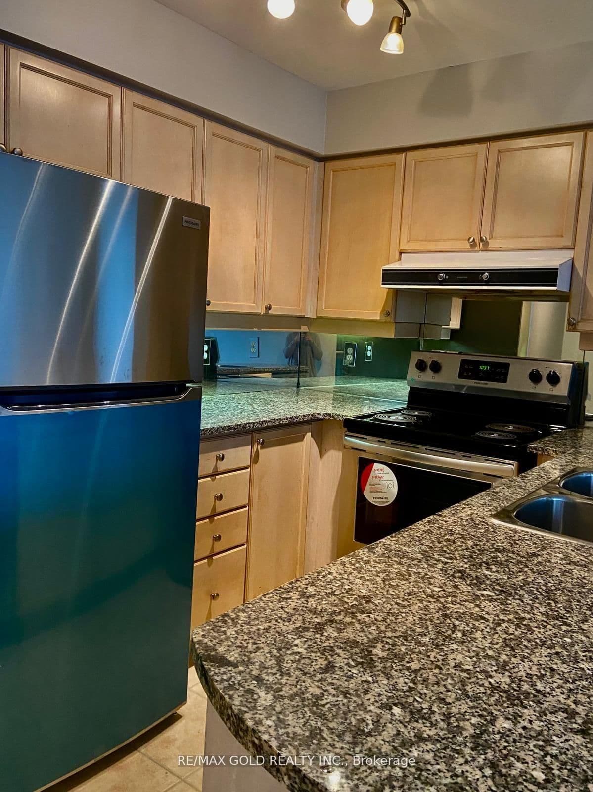 1 Rean Drive, Unit 702 thumbnail 5