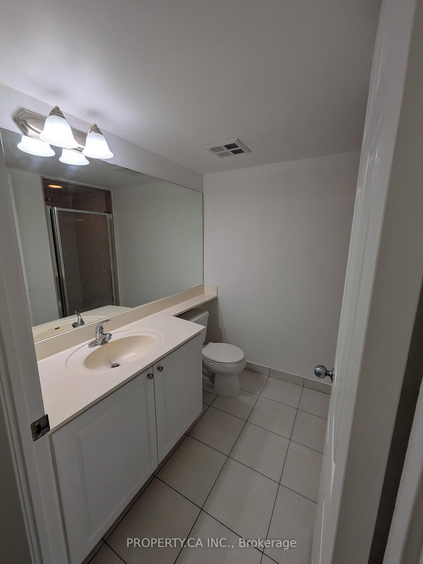 30 Harrison Garden Boulevard, Unit 1906 thumbnail 25