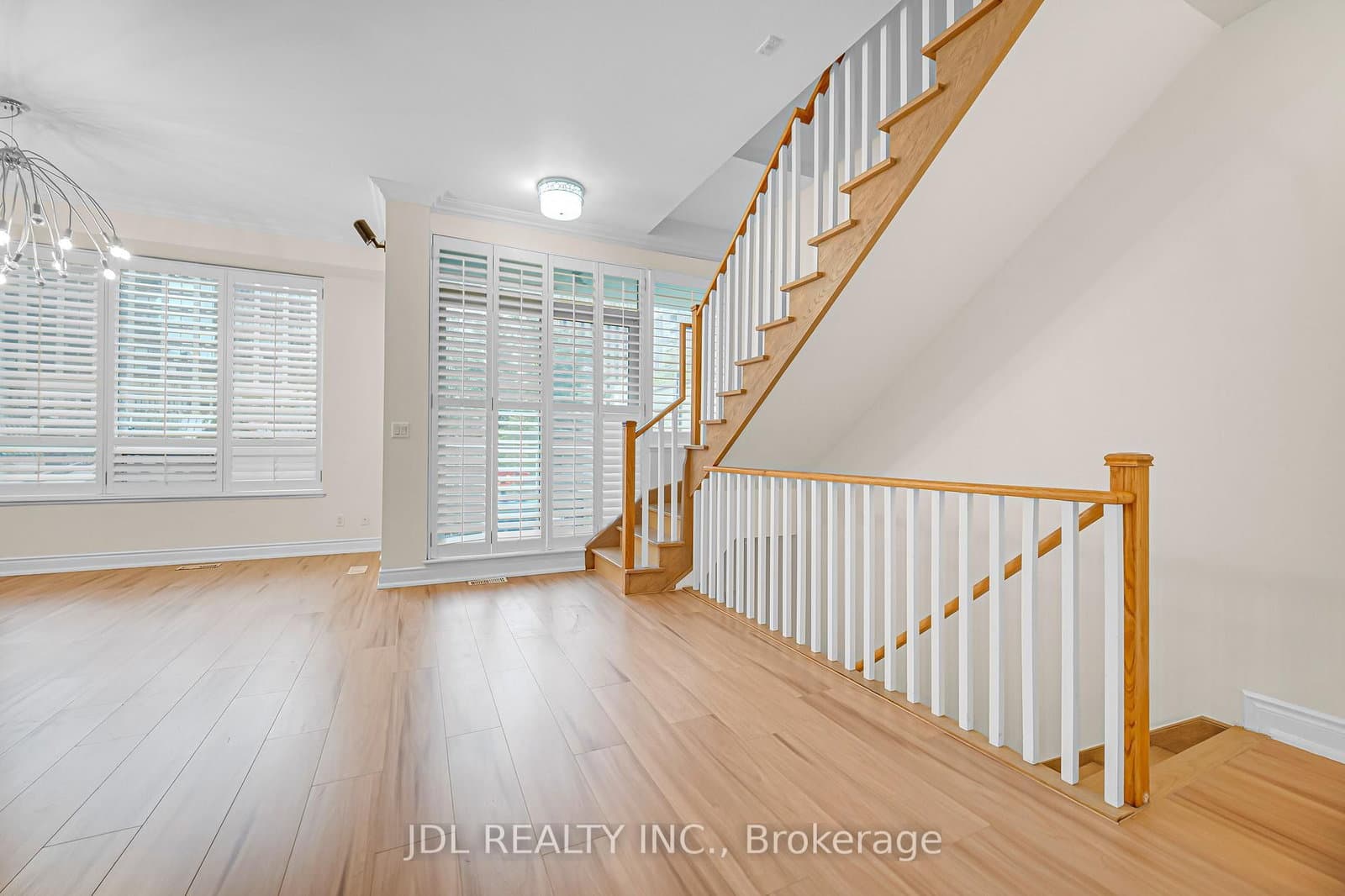 761 Bay Street, Unit TH07 thumbnail 10