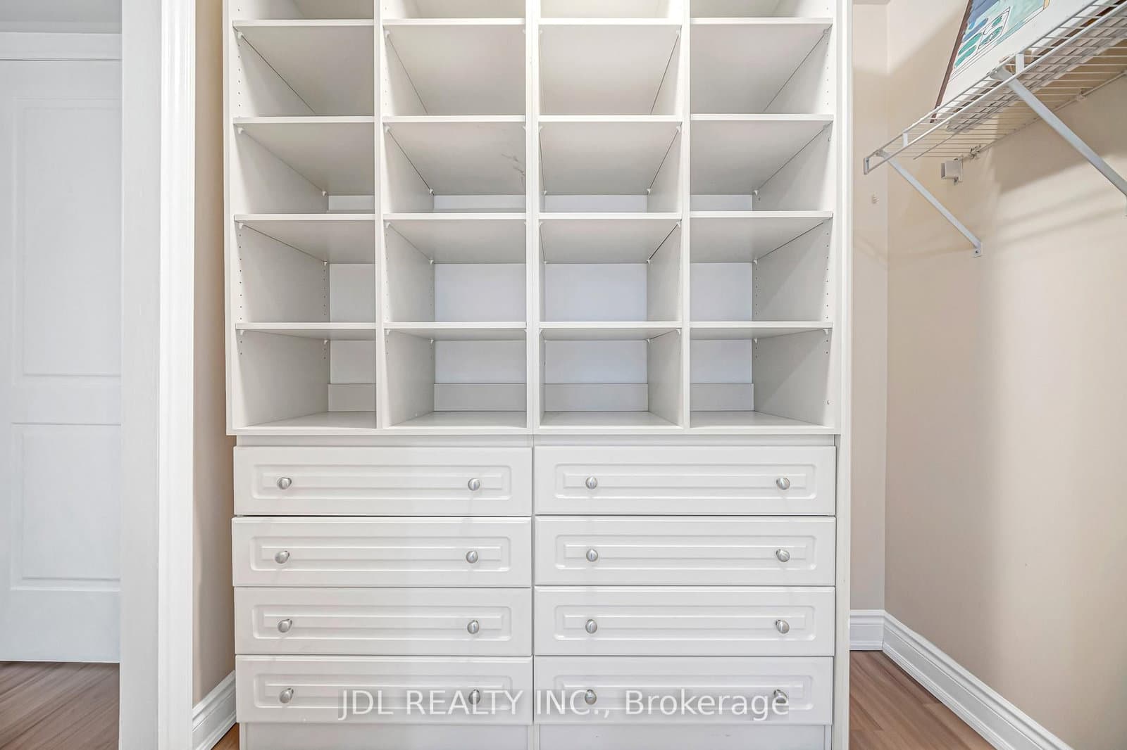 761 Bay Street, Unit TH07 thumbnail 24