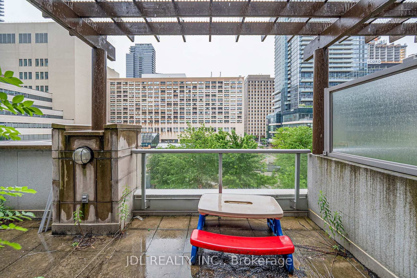 761 Bay Street, Unit TH07 thumbnail 38