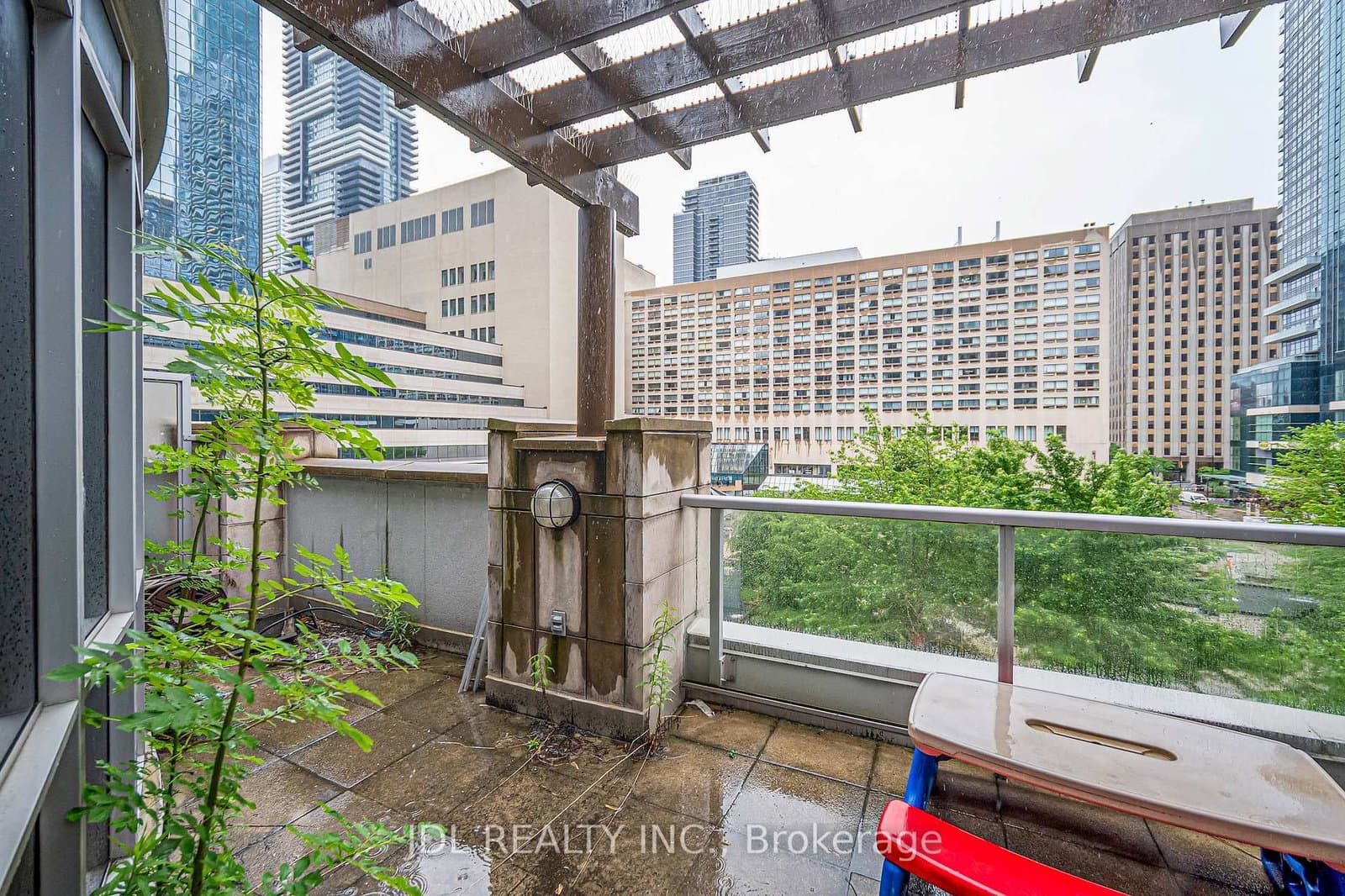 761 Bay Street, Unit TH07 thumbnail 41
