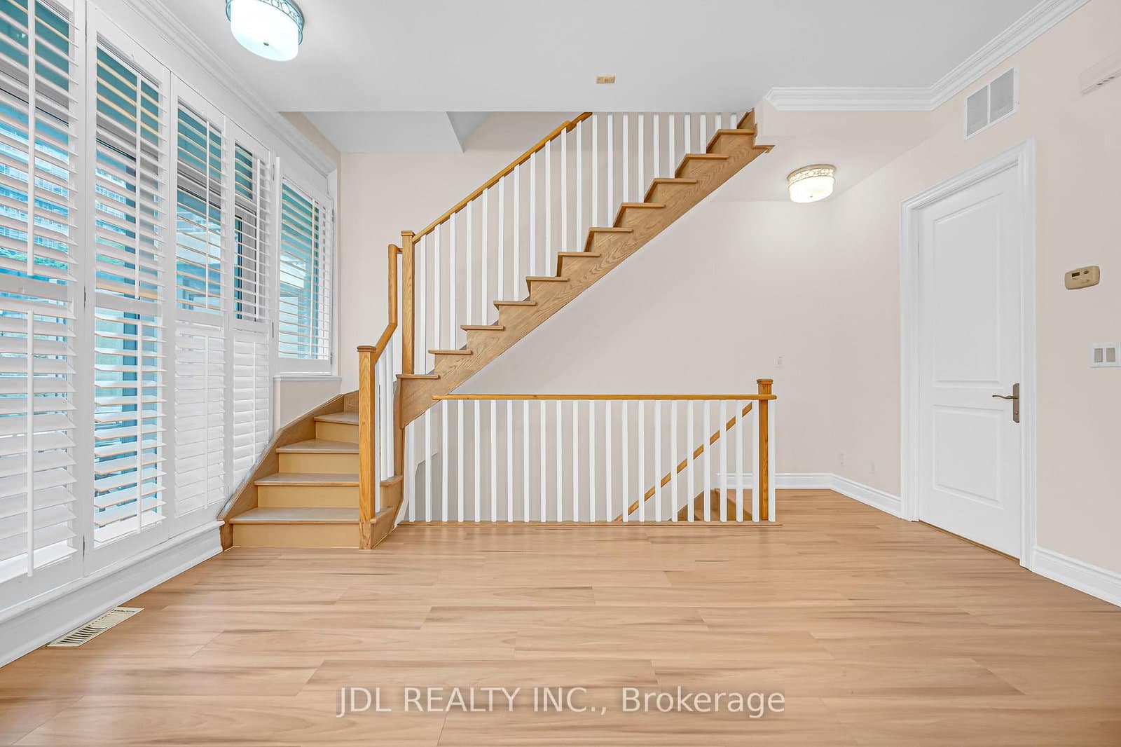 761 Bay Street, Unit TH07 thumbnail 5