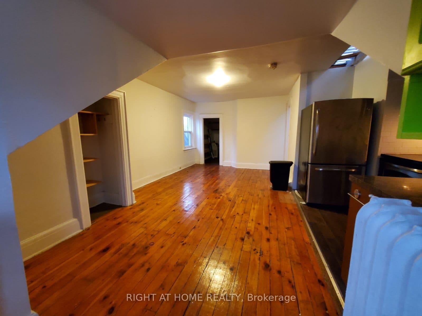 178 Spadina Road, Unit 5 thumbnail 2