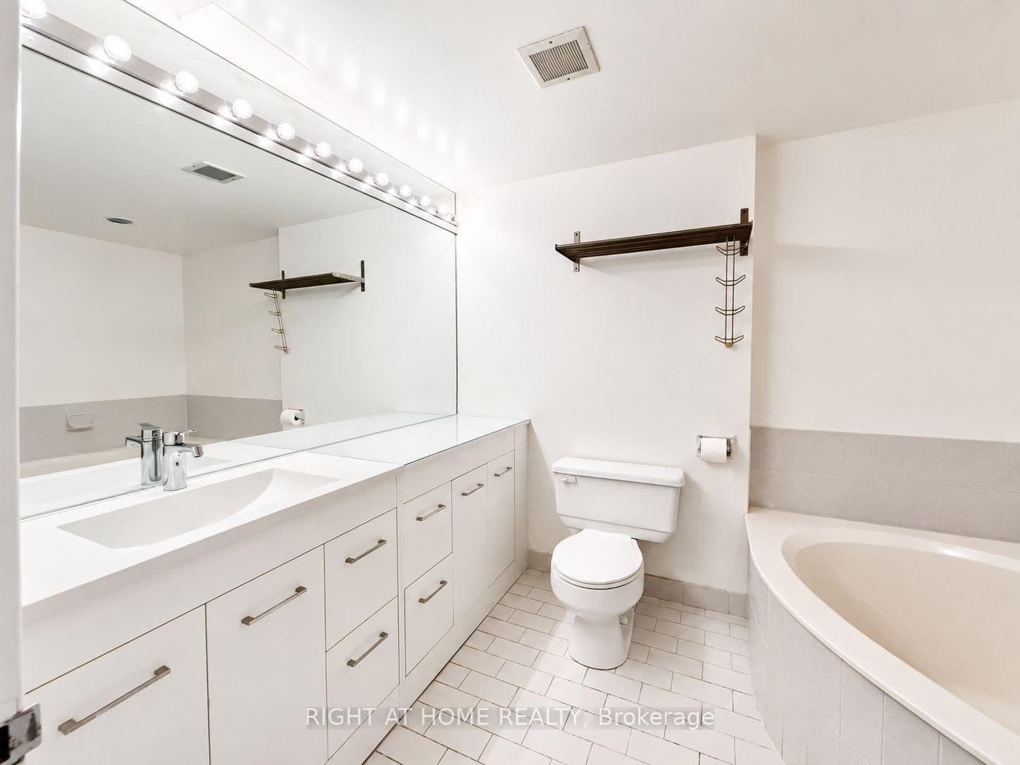 25 Maitland Street W, Unit 1001 thumbnail 13