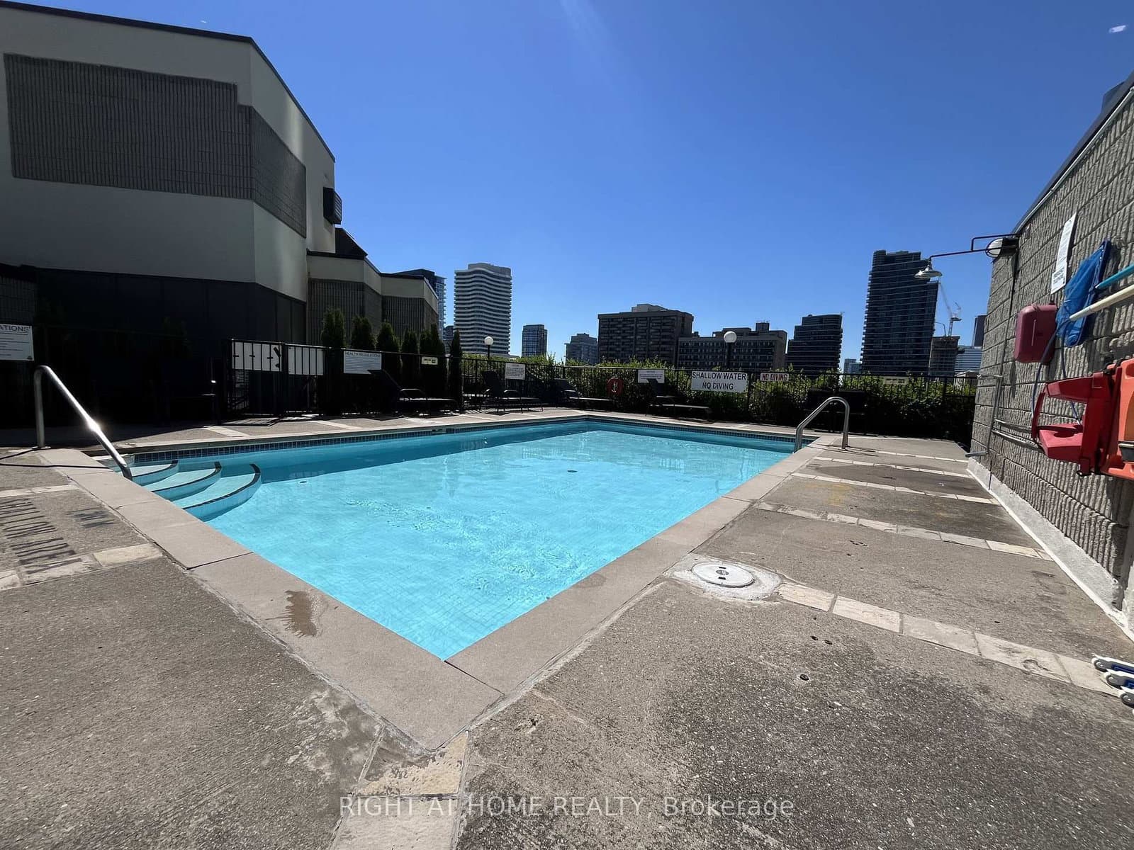25 Maitland Street W, Unit 1001 thumbnail 15