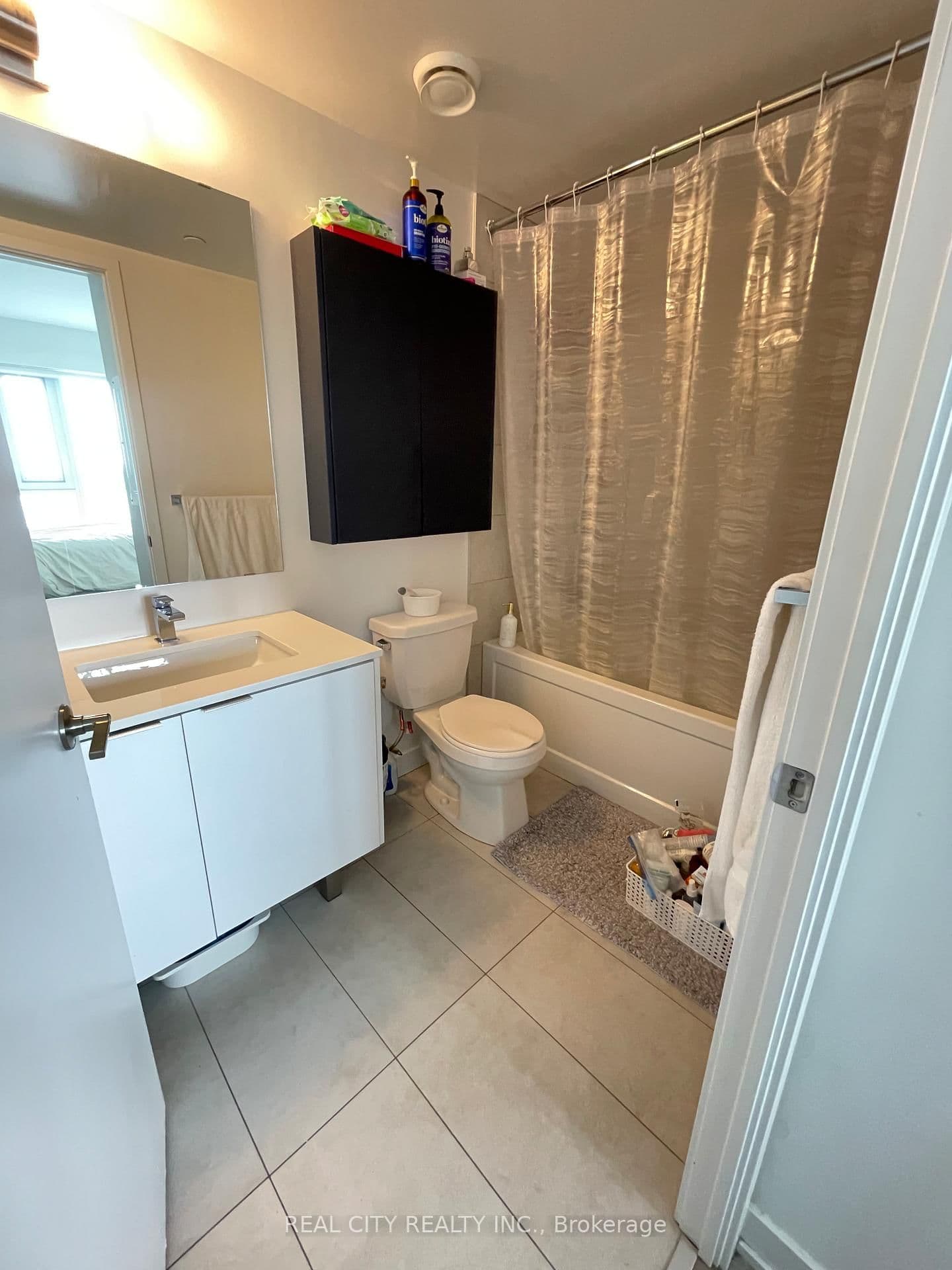 8 Tippett Road, Unit 808 thumbnail 7