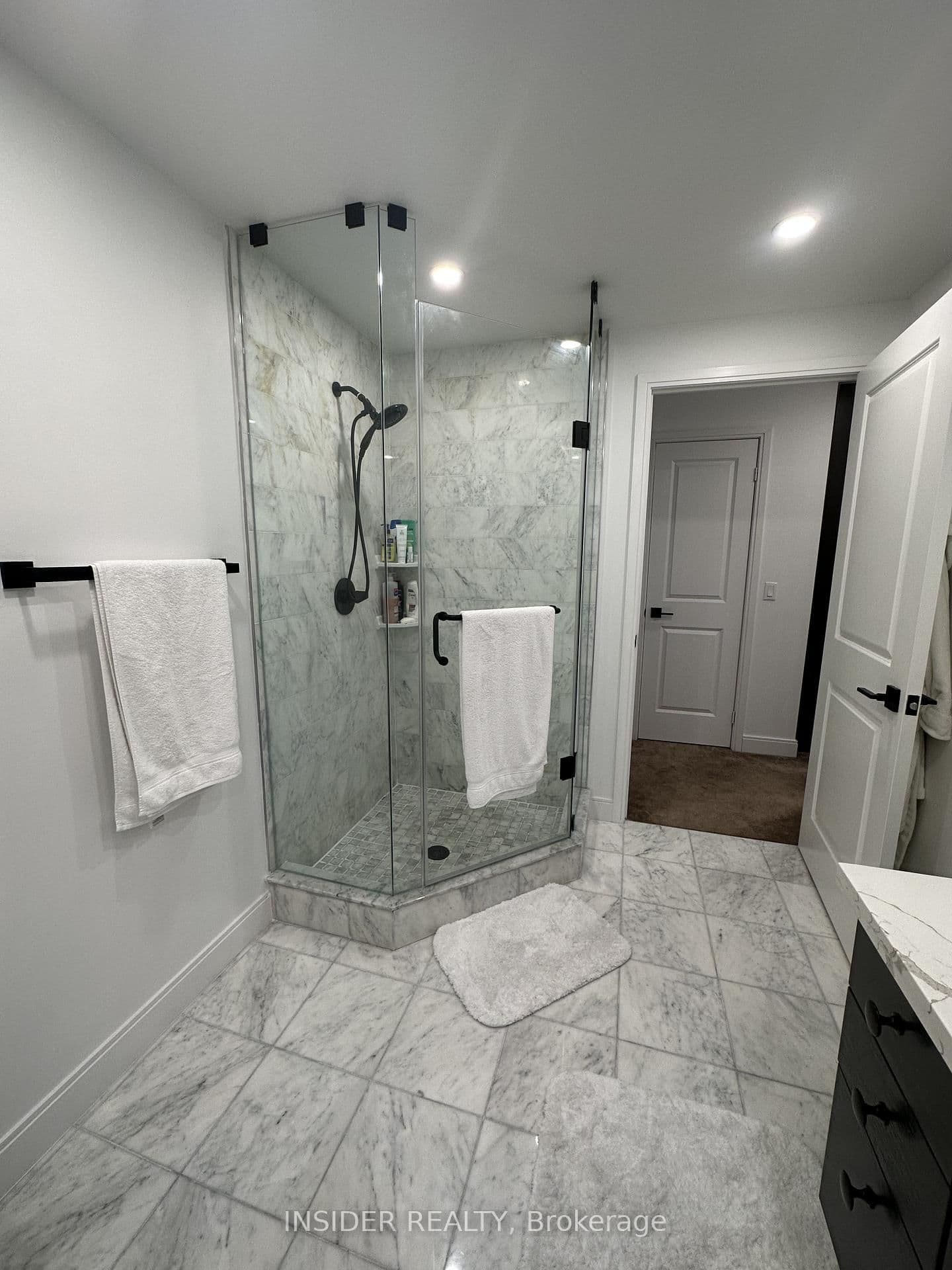 1 Scott Street, Unit 203 thumbnail 8