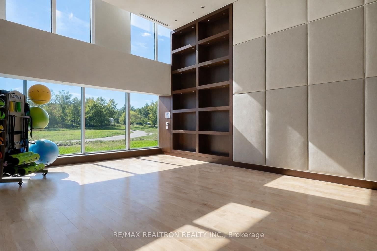 85 Mcmahon Drive, Unit 3106 thumbnail 32