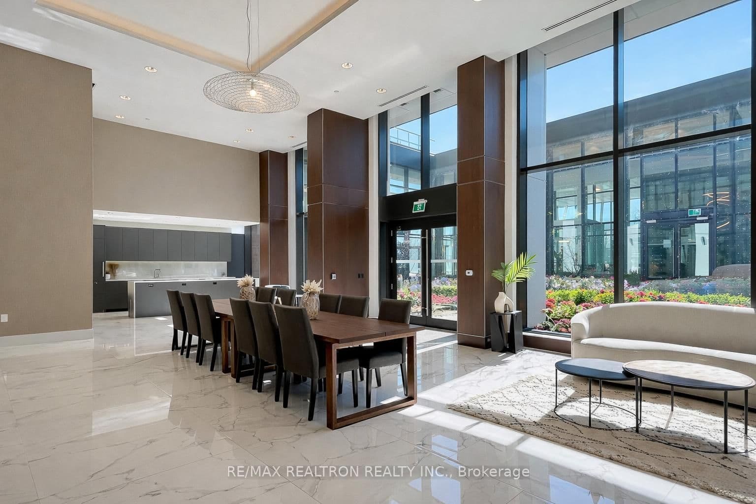 85 Mcmahon Drive, Unit 3106 thumbnail 37