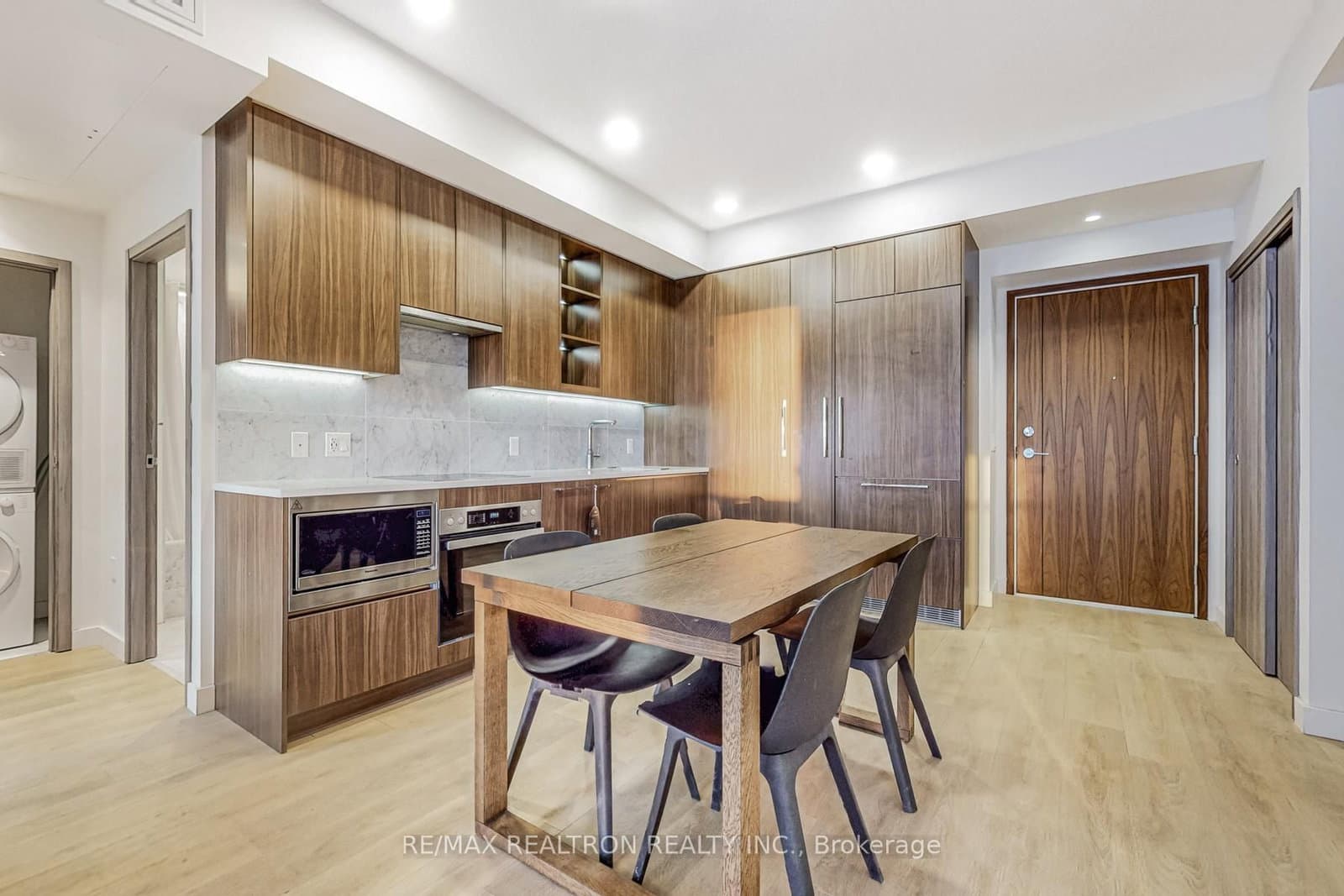85 Mcmahon Drive, Unit 3106 thumbnail 8