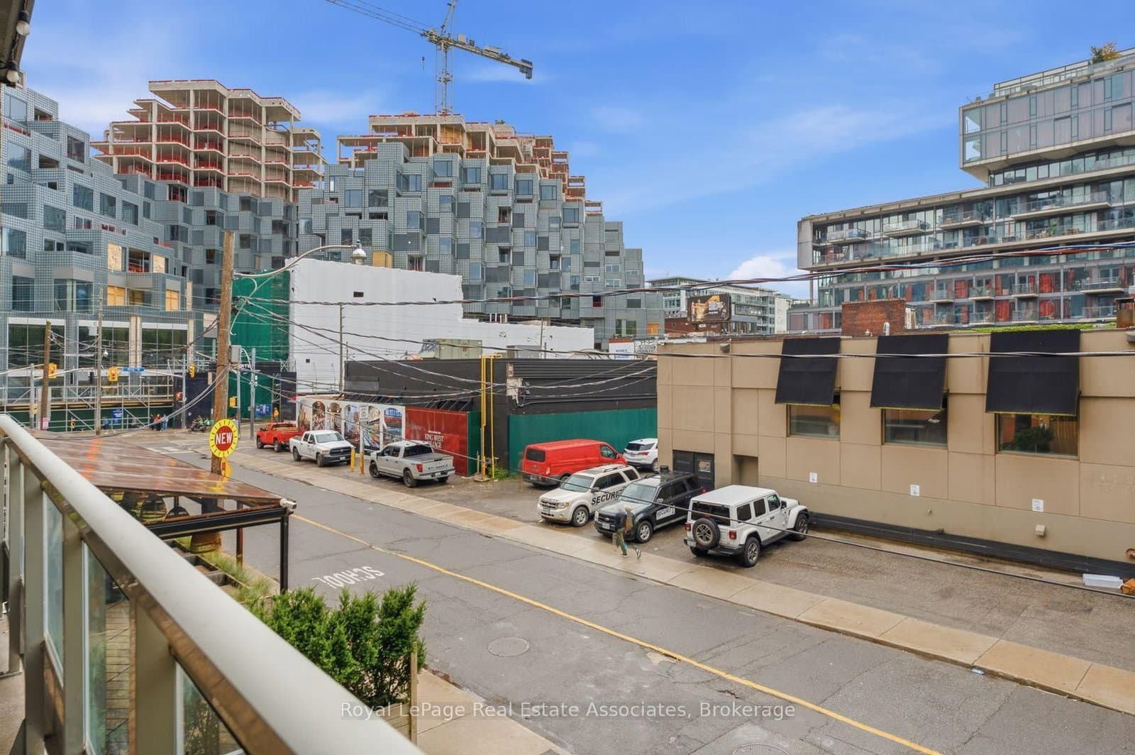 19 Brant Street, Unit 204 thumbnail 24