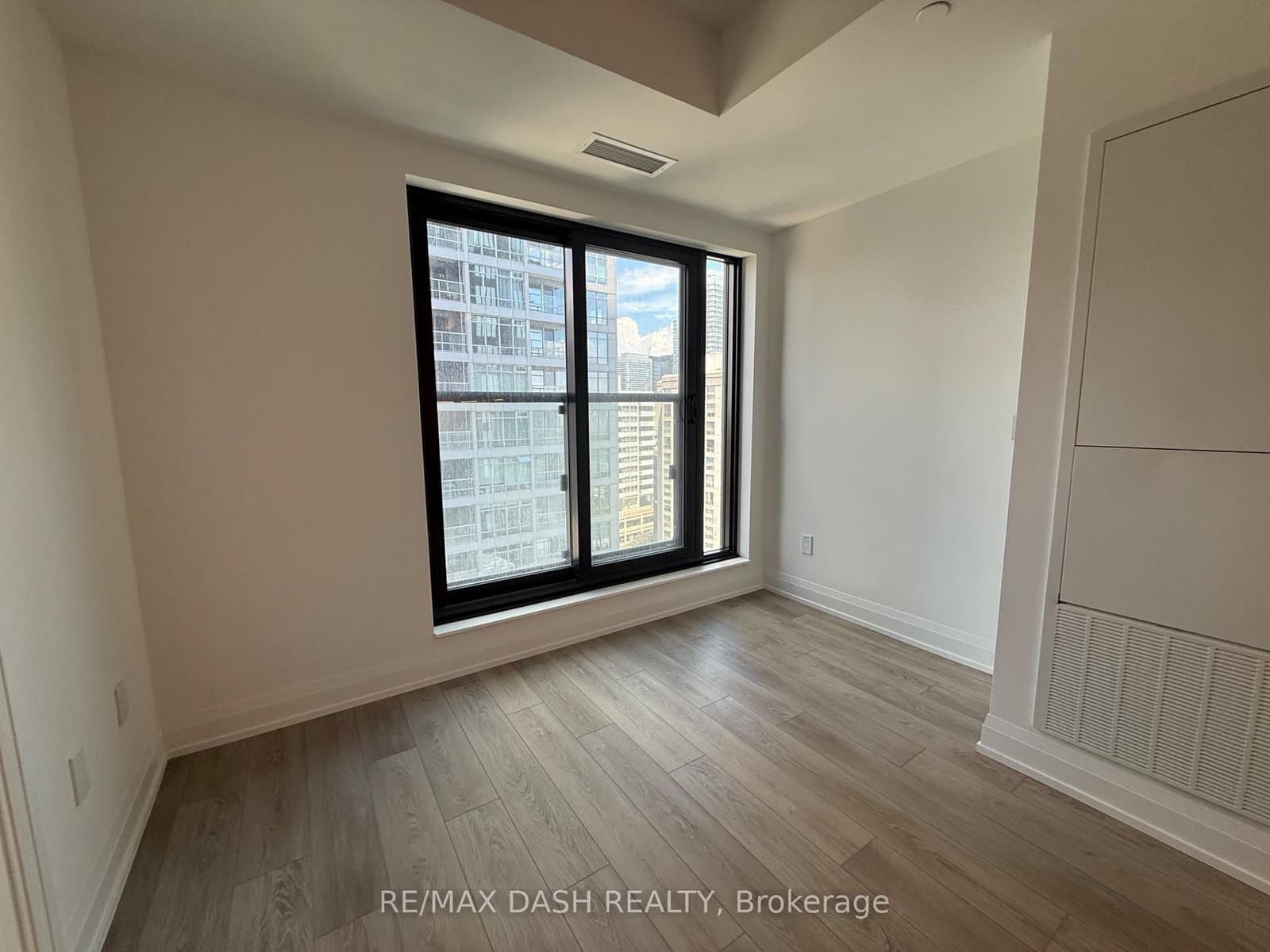 20 Soudan Avenue, Unit 1208 thumbnail 10