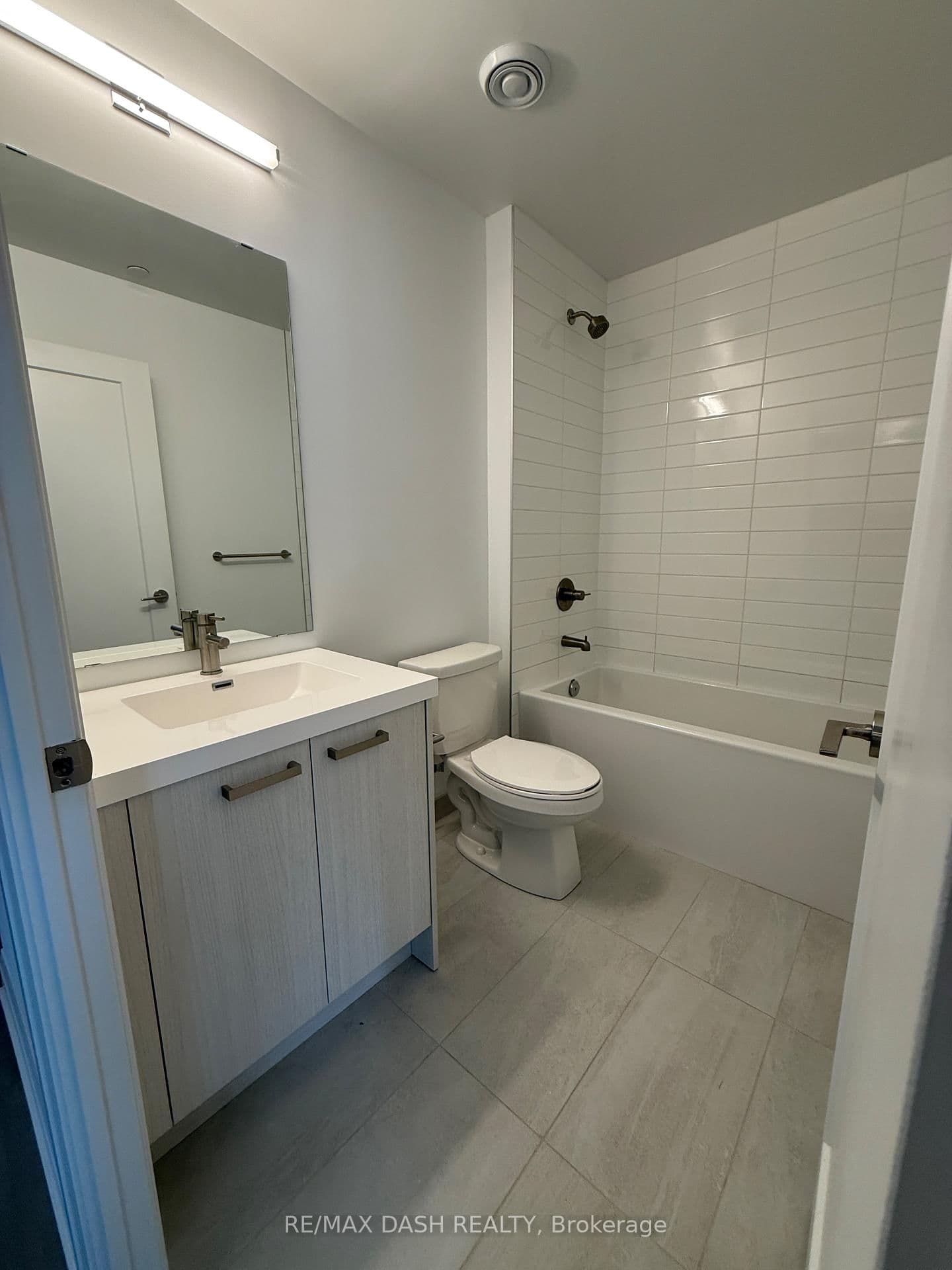 20 Soudan Avenue, Unit 1208 thumbnail 13