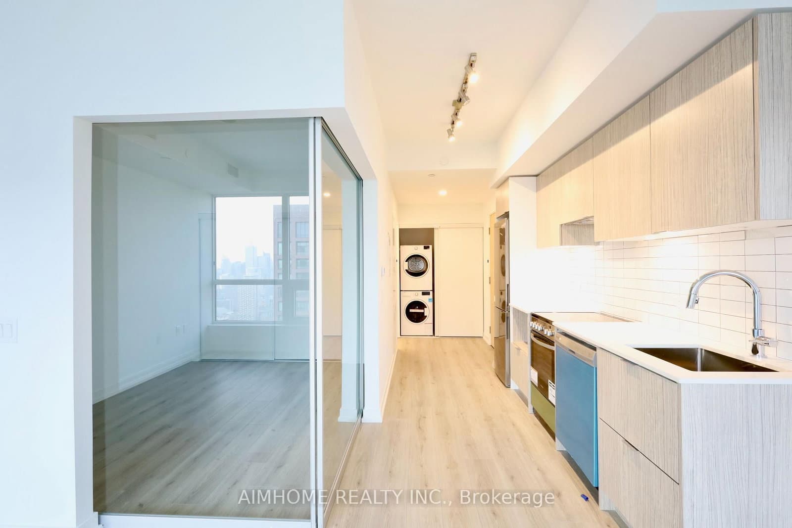 395 Bloor Street E, Unit 5011 thumbnail 3