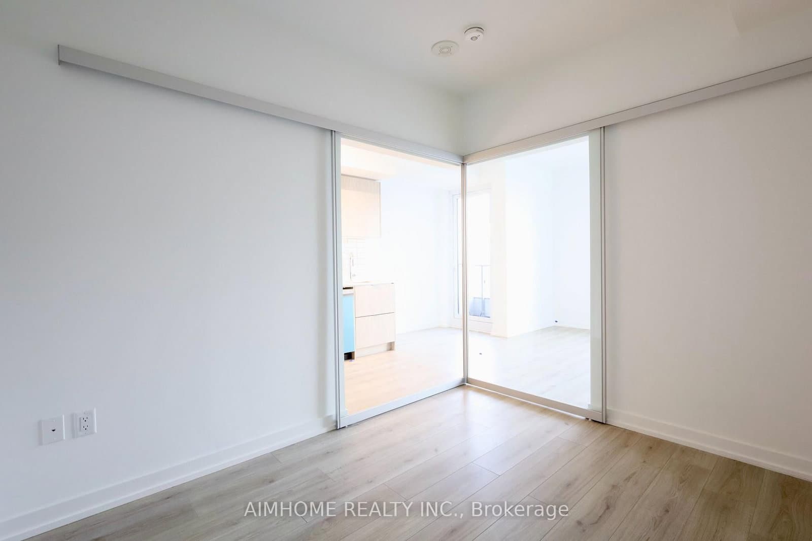 395 Bloor Street E, Unit 5011 thumbnail 8