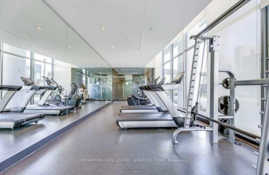 115 McMahon Drive, Unit 1710 thumbnail 22