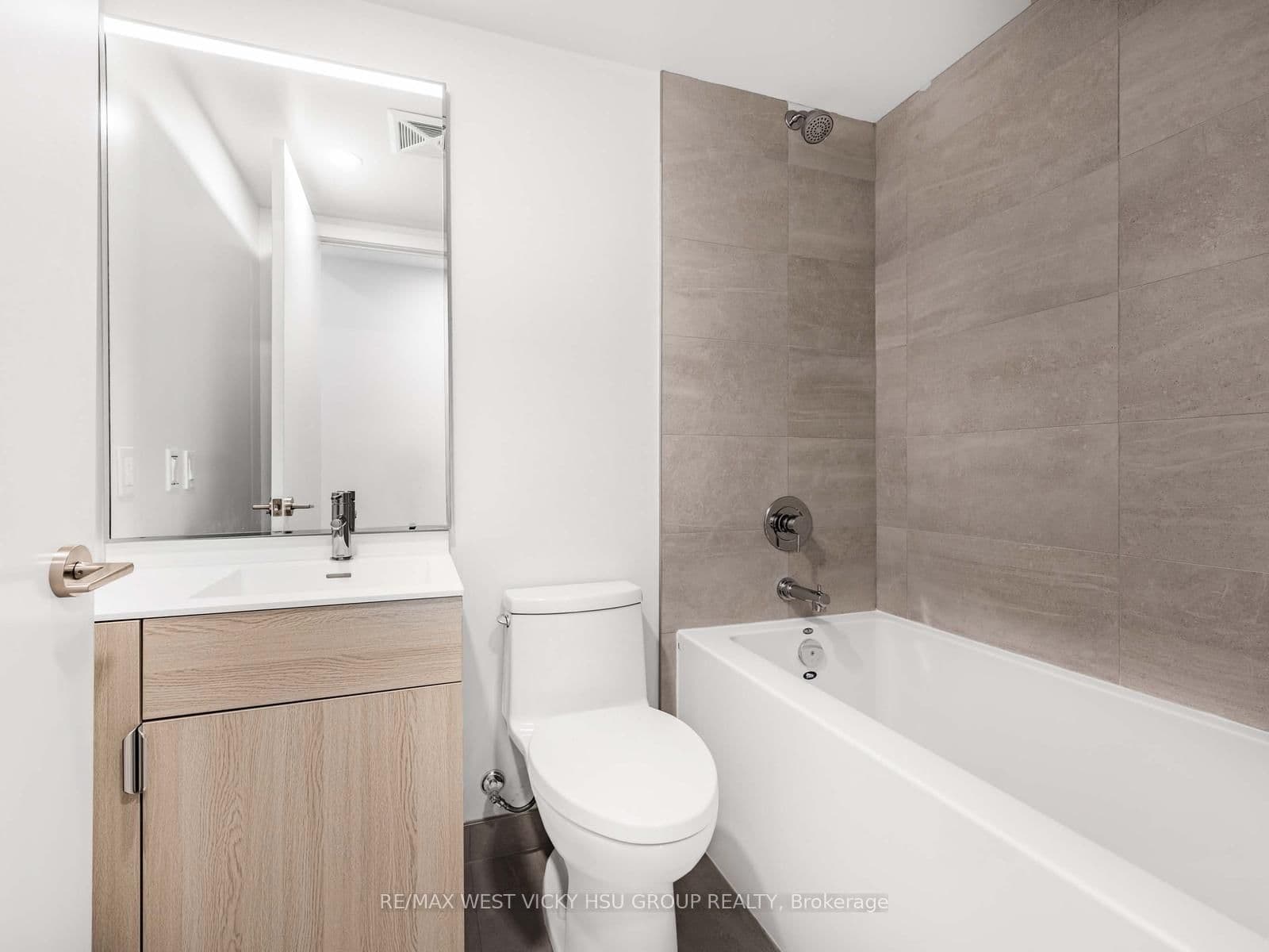 28 Eastern Avenue, Unit TH105 #6 thumbnail 24