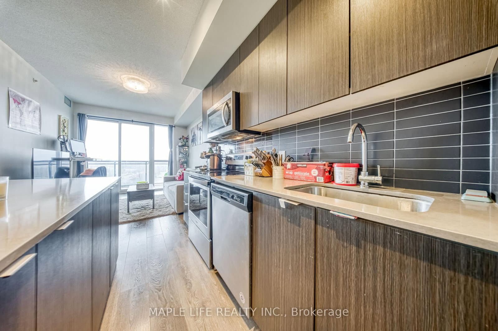 3237 Bayview Avenue, Unit 804 thumbnail 13