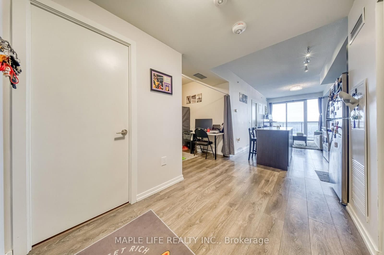 3237 Bayview Avenue, Unit 804 thumbnail 6