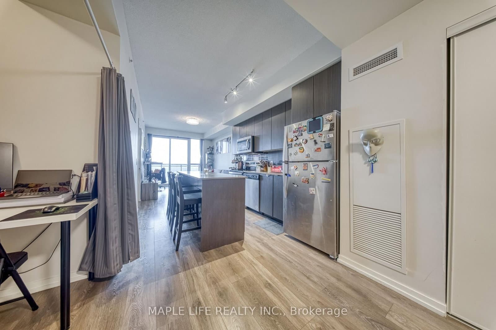 3237 Bayview Avenue, Unit 804 thumbnail 8