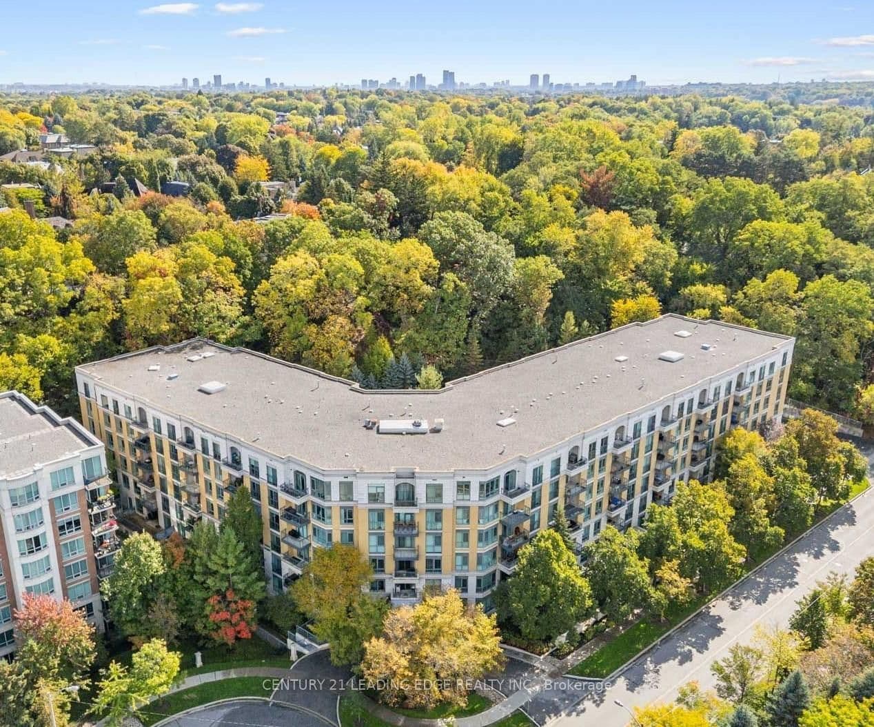 11 William Carson Crescent, Unit 308 - Image 1