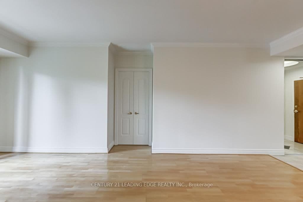 11 William Carson Crescent, Unit 308 thumbnail 12