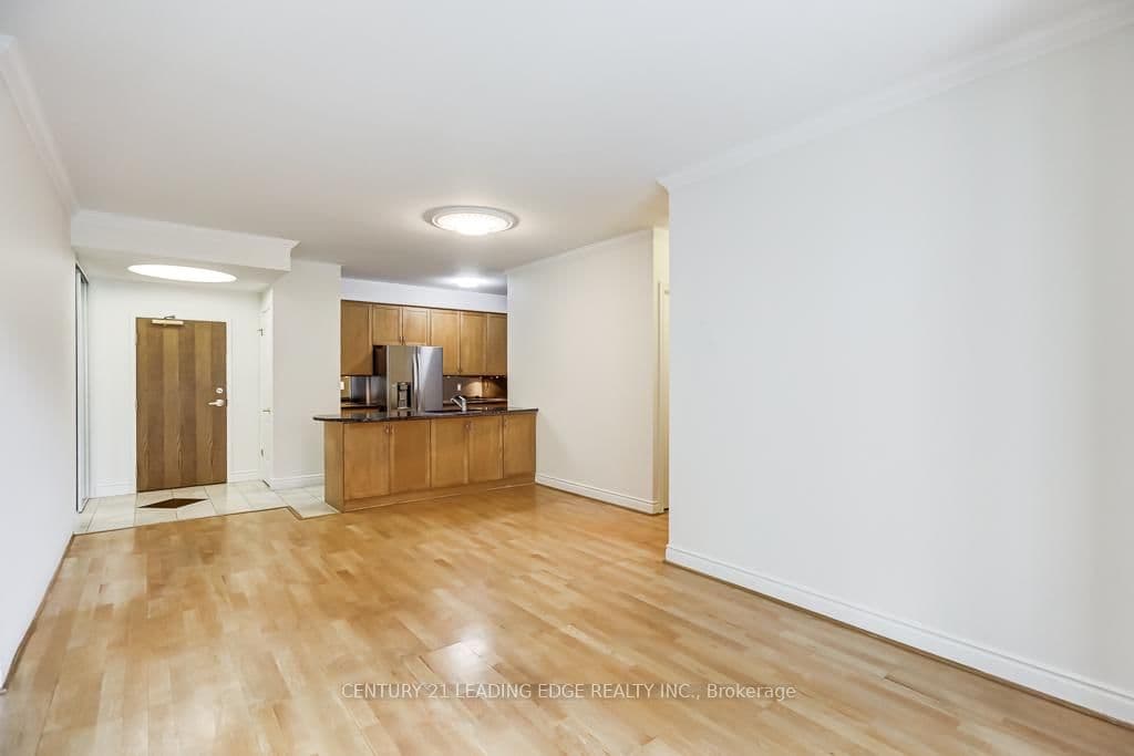 11 William Carson Crescent, Unit 308 thumbnail 14