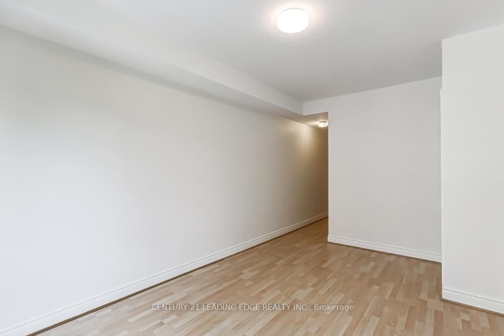 11 William Carson Crescent, Unit 308 thumbnail 18