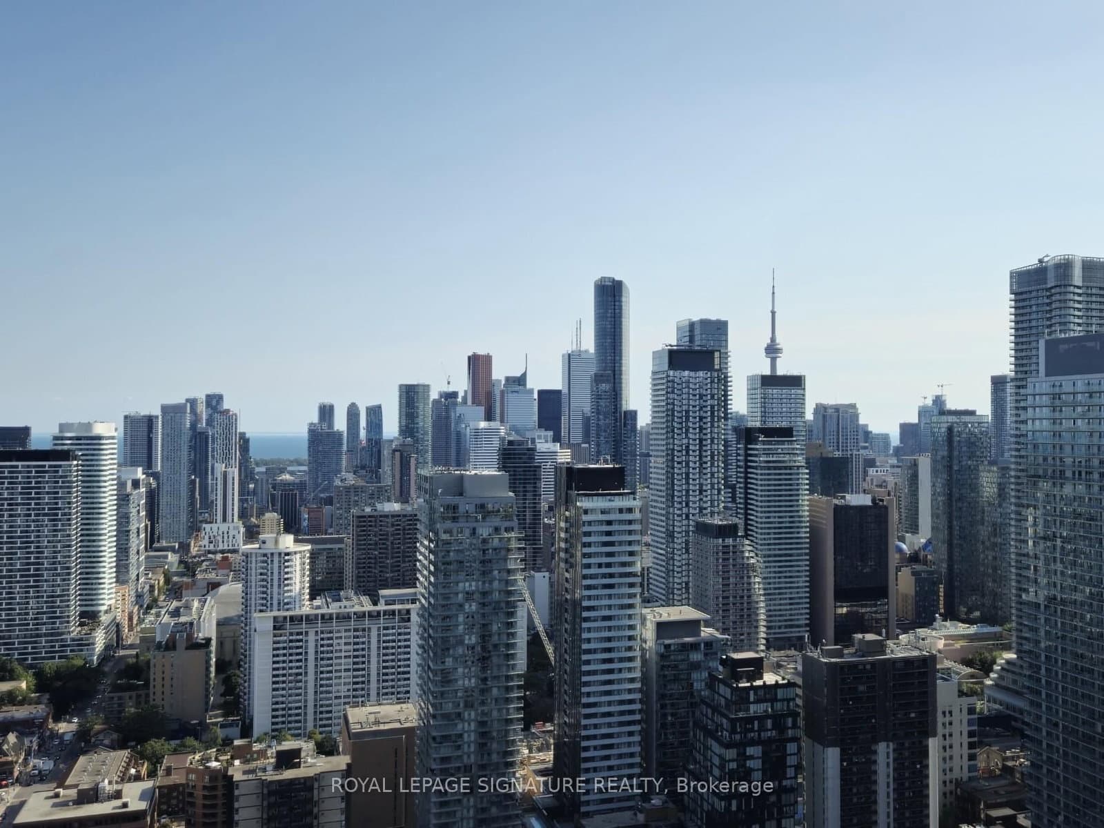 55 Charles Street E, Unit 4002 thumbnail 18