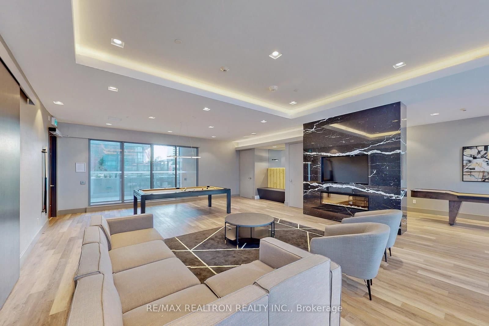 36 Forest Manor Road, Unit 1102 thumbnail 34