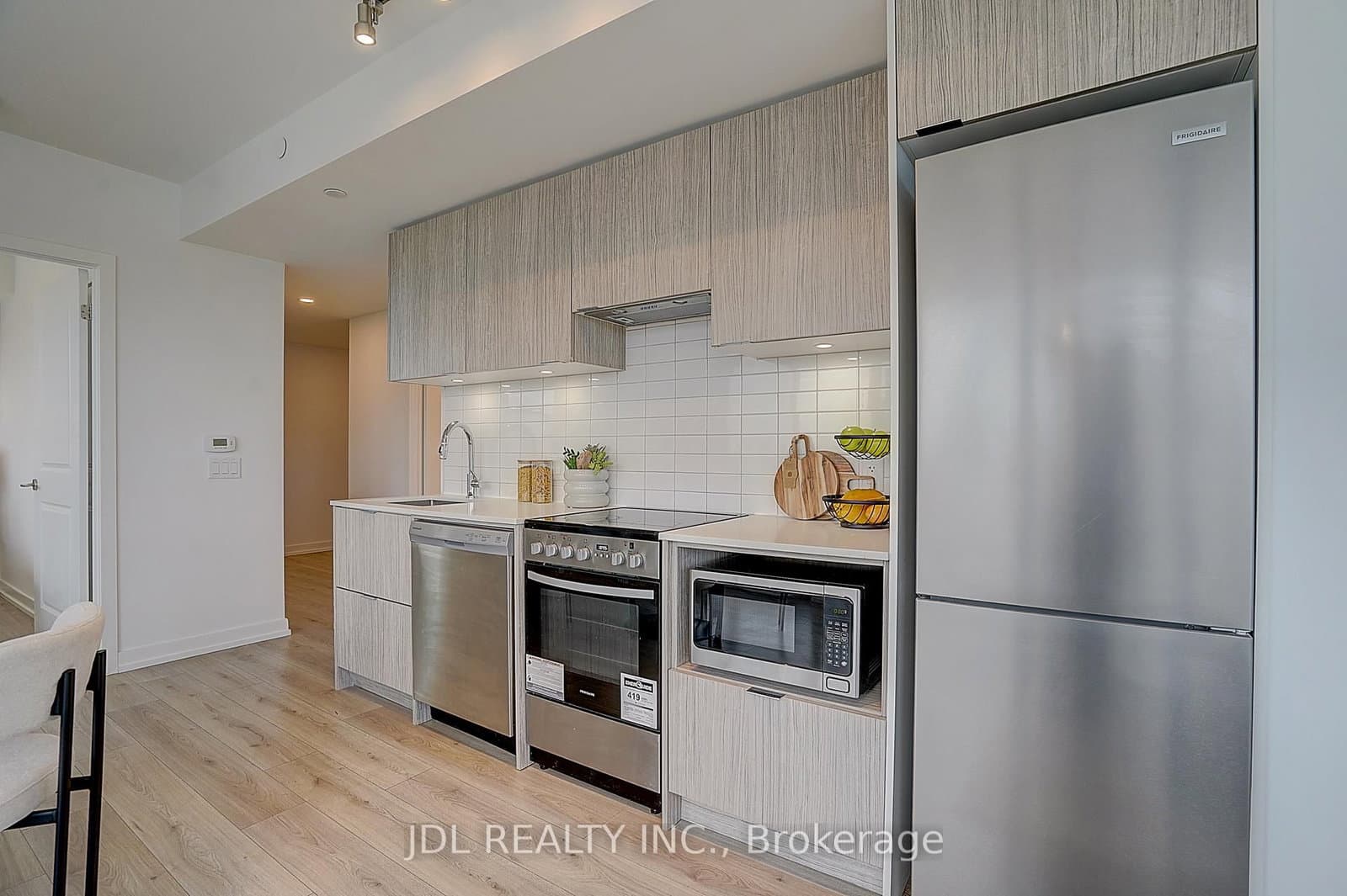 395 Bloor Street E, Unit 3902 thumbnail 17