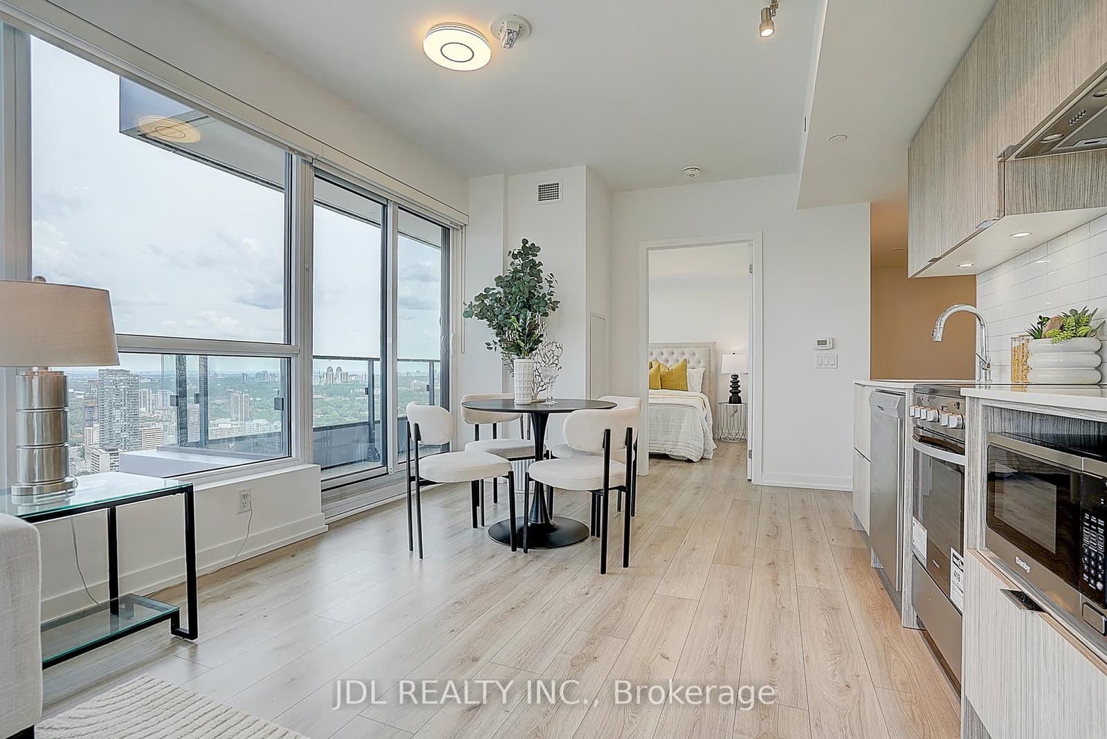 395 Bloor Street E, Unit 3902 thumbnail 18