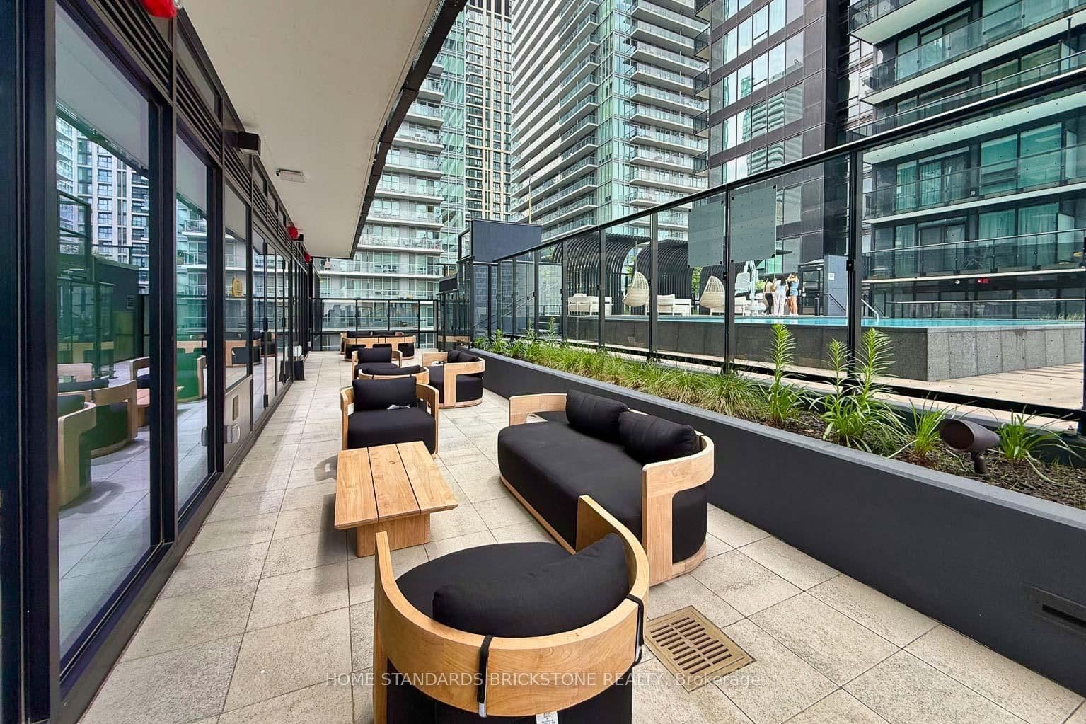117 Broadway Avenue, Unit 1705 thumbnail 28