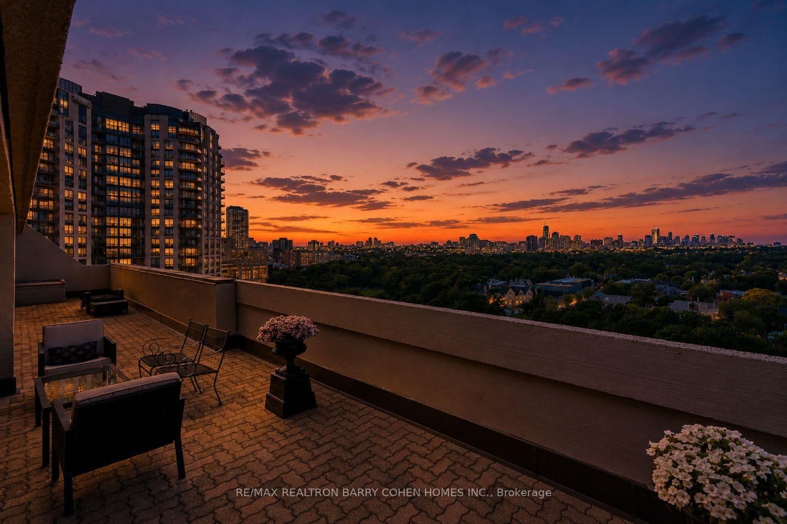 360 Bloor Street E, Unit 301 thumbnail 36