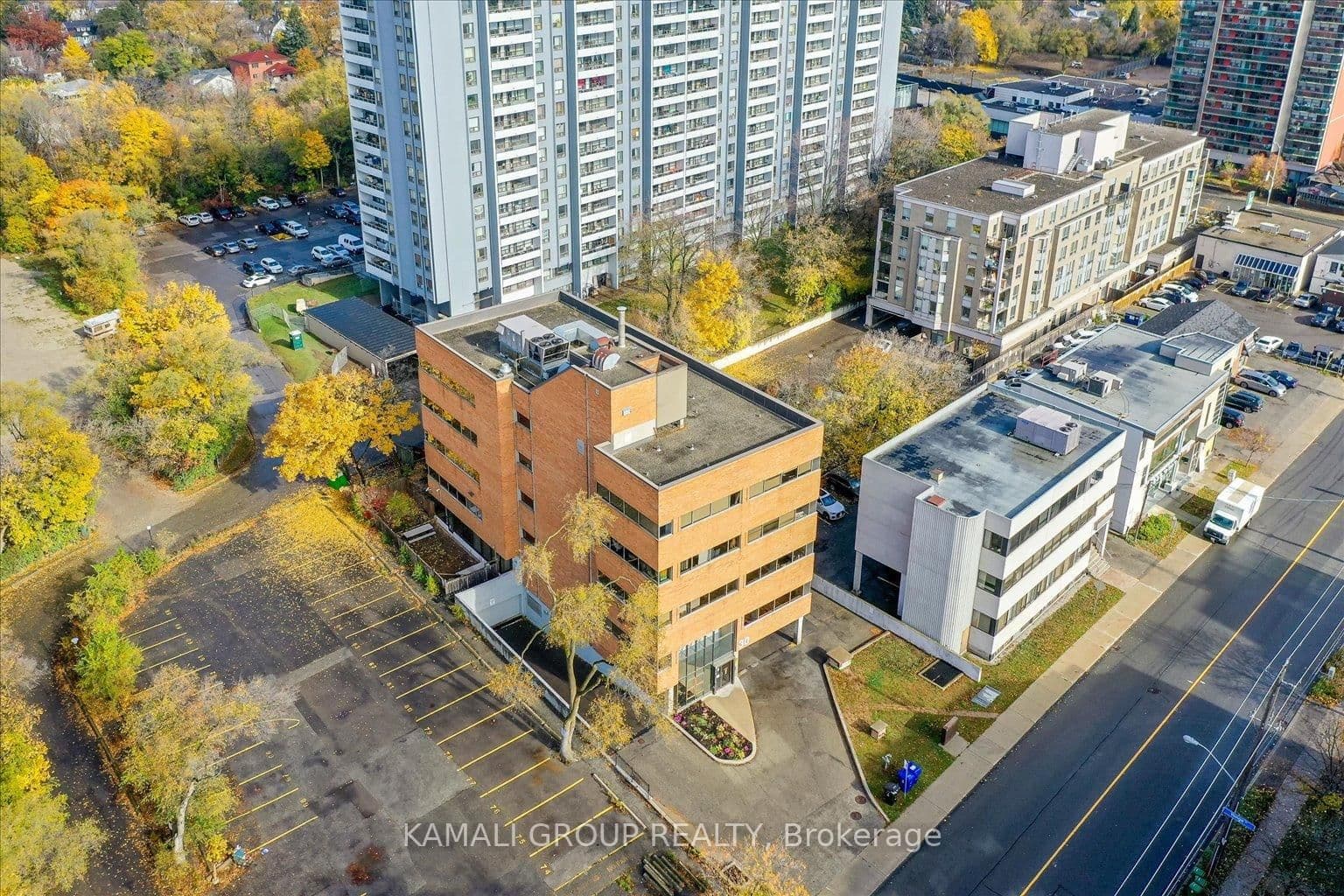 30 Drewry Avenue, Unit 101 thumbnail 12