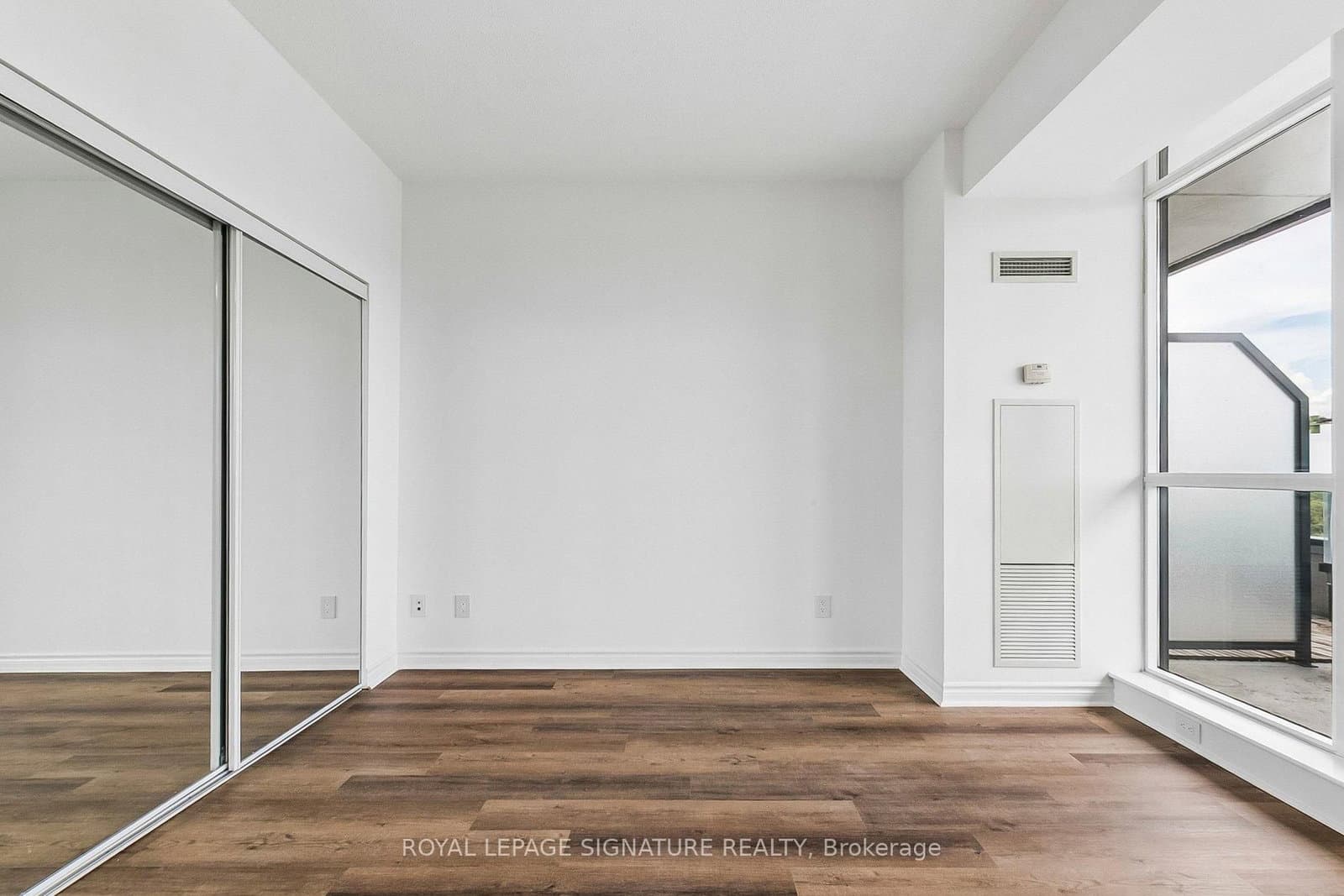 2885 Bayview Avenue, Unit 923 thumbnail 9