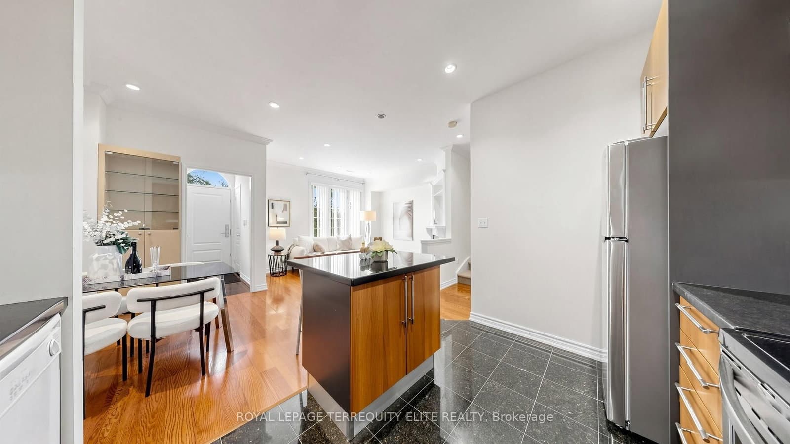 11 Everson Drive, Unit 412 thumbnail 15